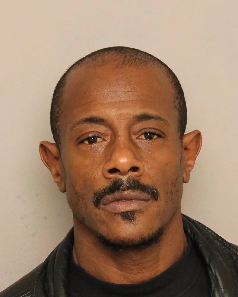 Registry photo of Darrell Ramon League