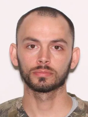 Registry photo of Dustin Lynn Revels