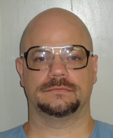 Registry photo of Shane Mac Hartmann