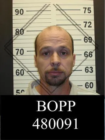 Registry photo of Rickie Lee Bender