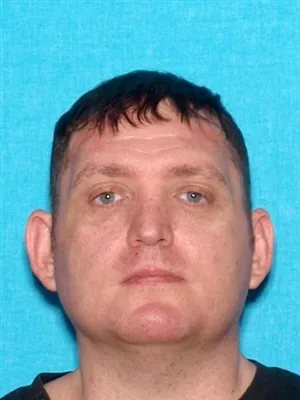 Registry photo of Langley Elwood Wallace