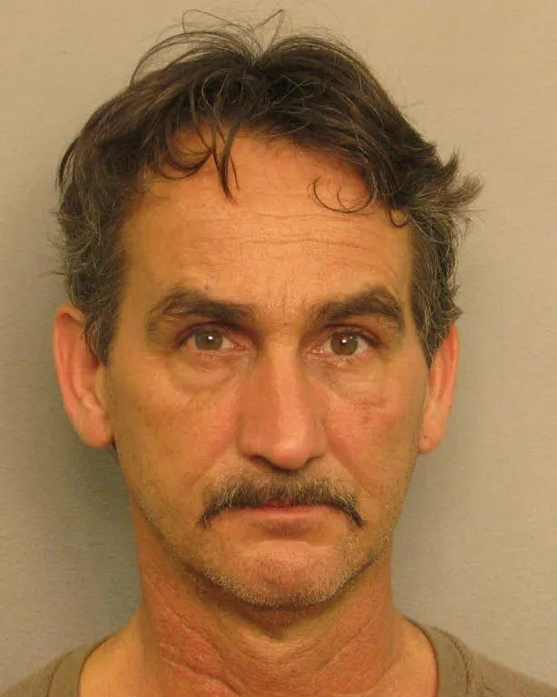 Registry photo of Richard Eugene Hackathorn