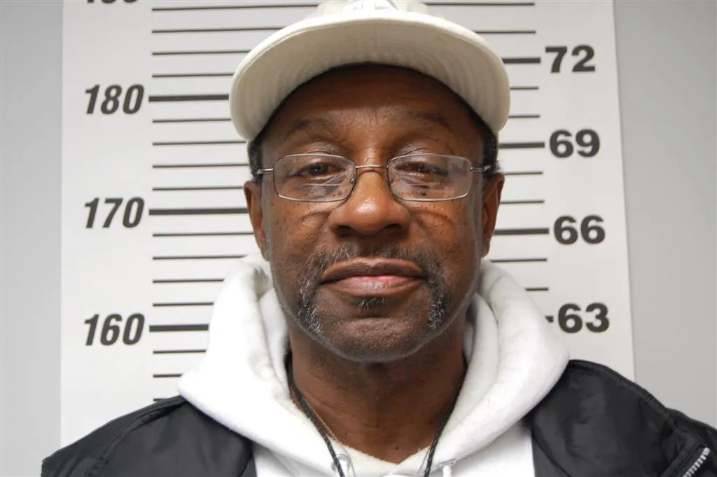 Registry photo of Paul Wayne Vaughn