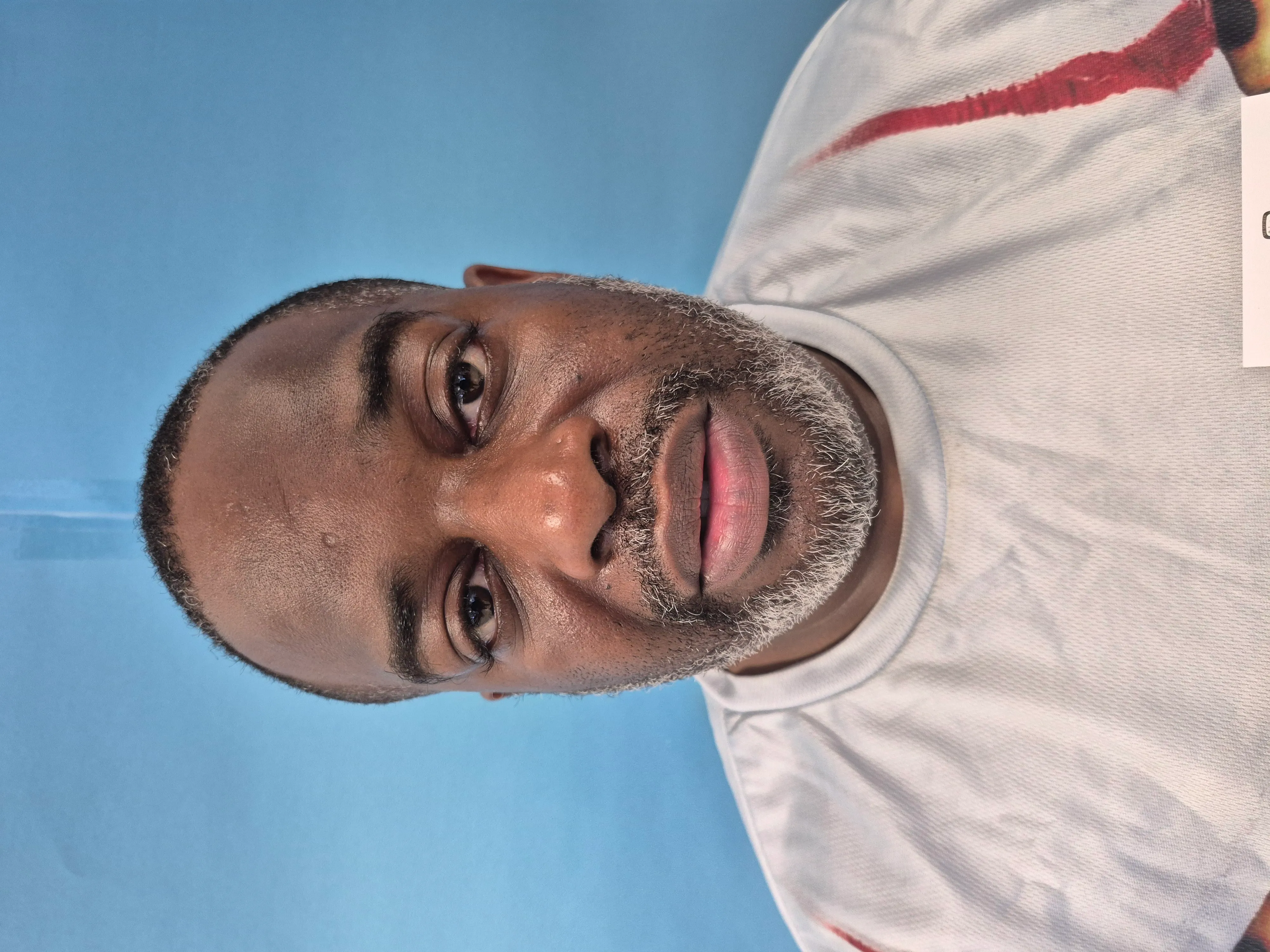 Registry photo of Herbert Everette Burton