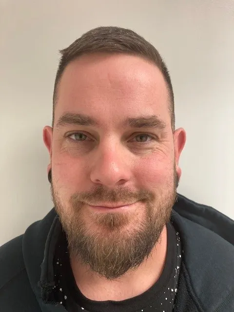 Registry photo of Joshua Adam Crum