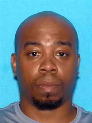 Registry photo of Cecil Curtis