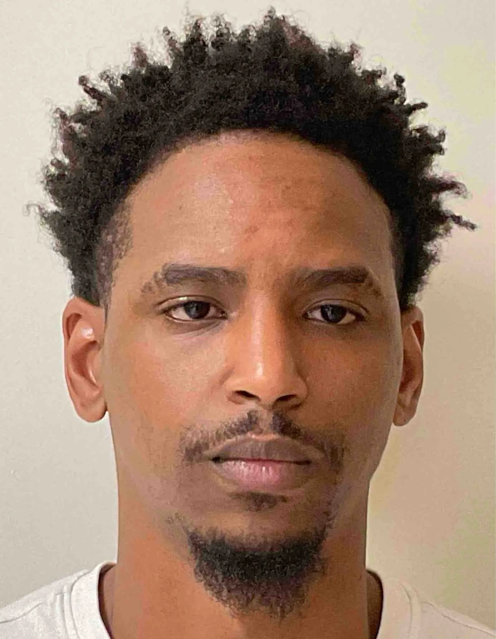 Registry photo of Dewallace Montez Scharkley