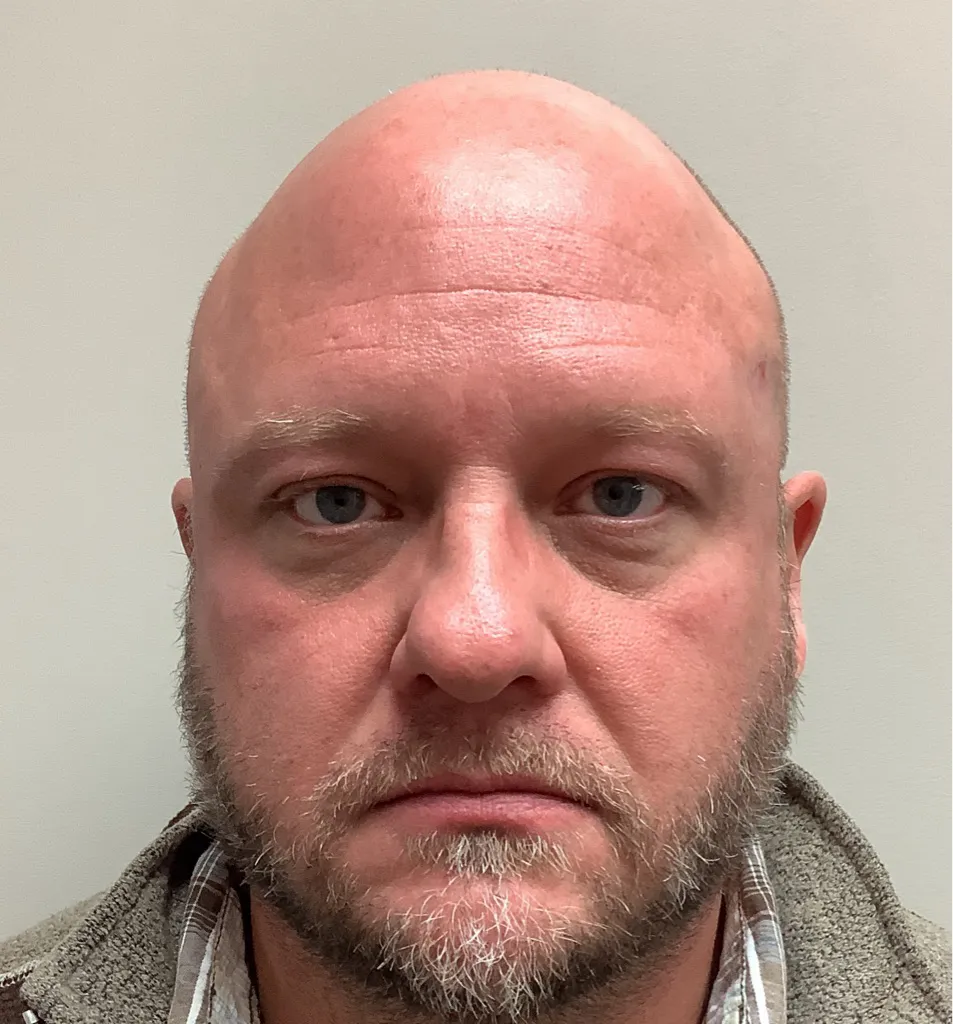 Registry photo of Charles Wesley Cole