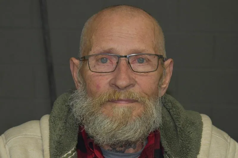 Registry photo of Clarence Milton Doss