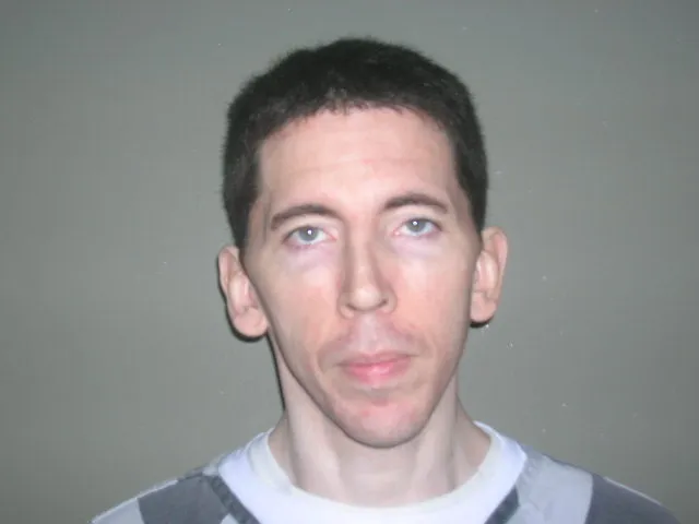 Registry photo of Jon Charles Titter