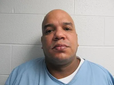 Registry photo of Eddie Enrique Nazario