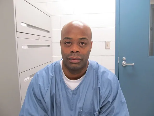 Registry photo of Monty Earvin