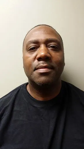 Registry photo of Gregory Wayne Seaton