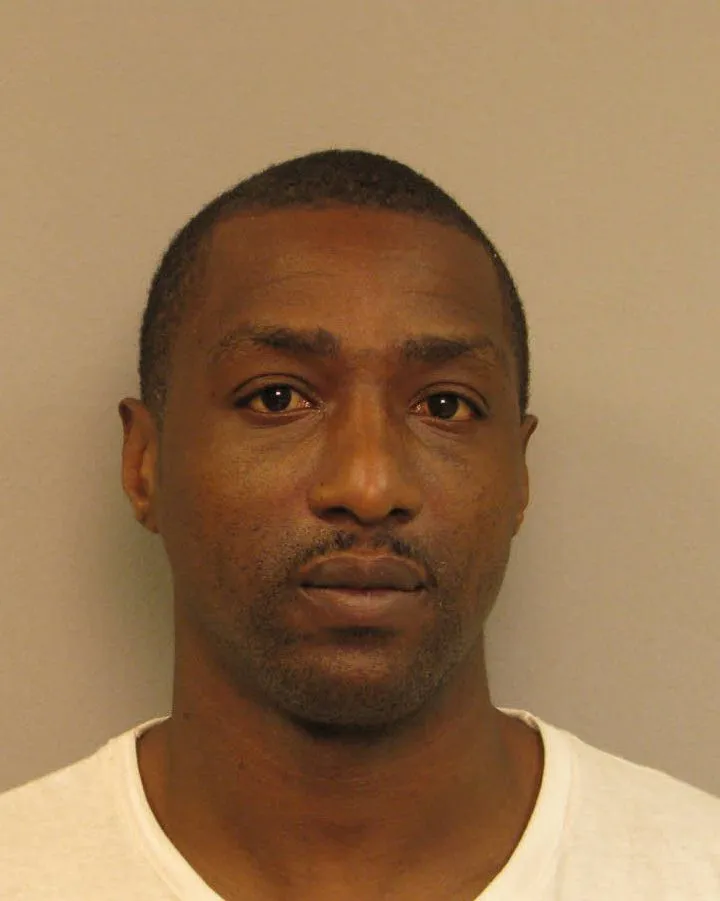 Registry photo of Kevin L Adams