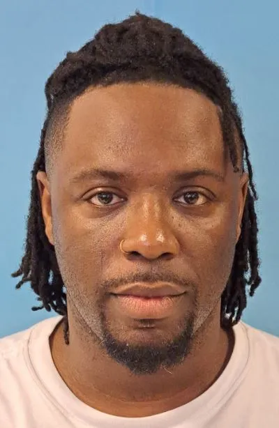 Registry photo of Darrin Donte Miller