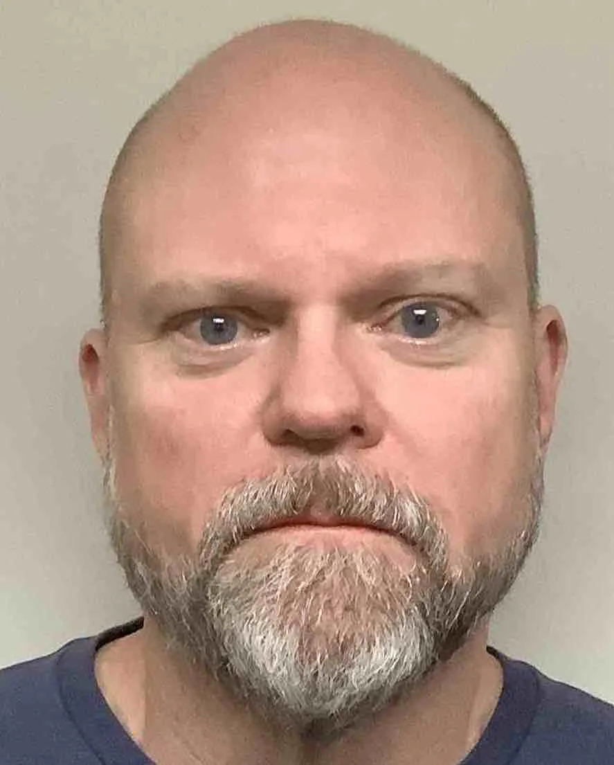 Registry photo of Roger D Rosson