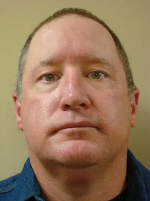 Registry photo of Lance Dee Davis