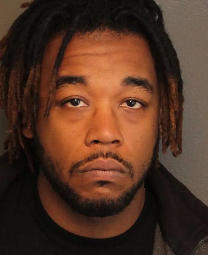 Registry photo of Howard Emmanuel Longstreet