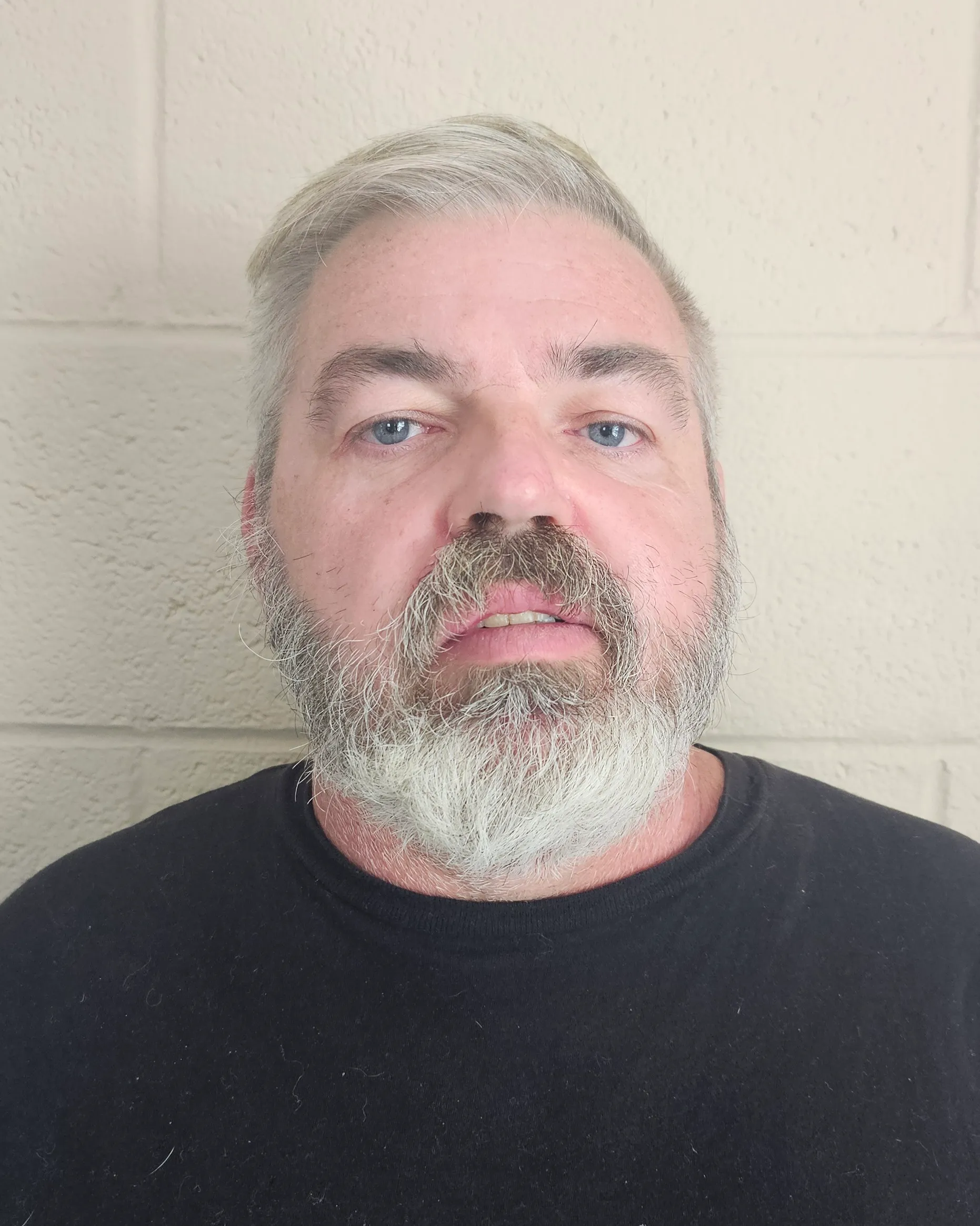 Registry photo of Larry L Stump