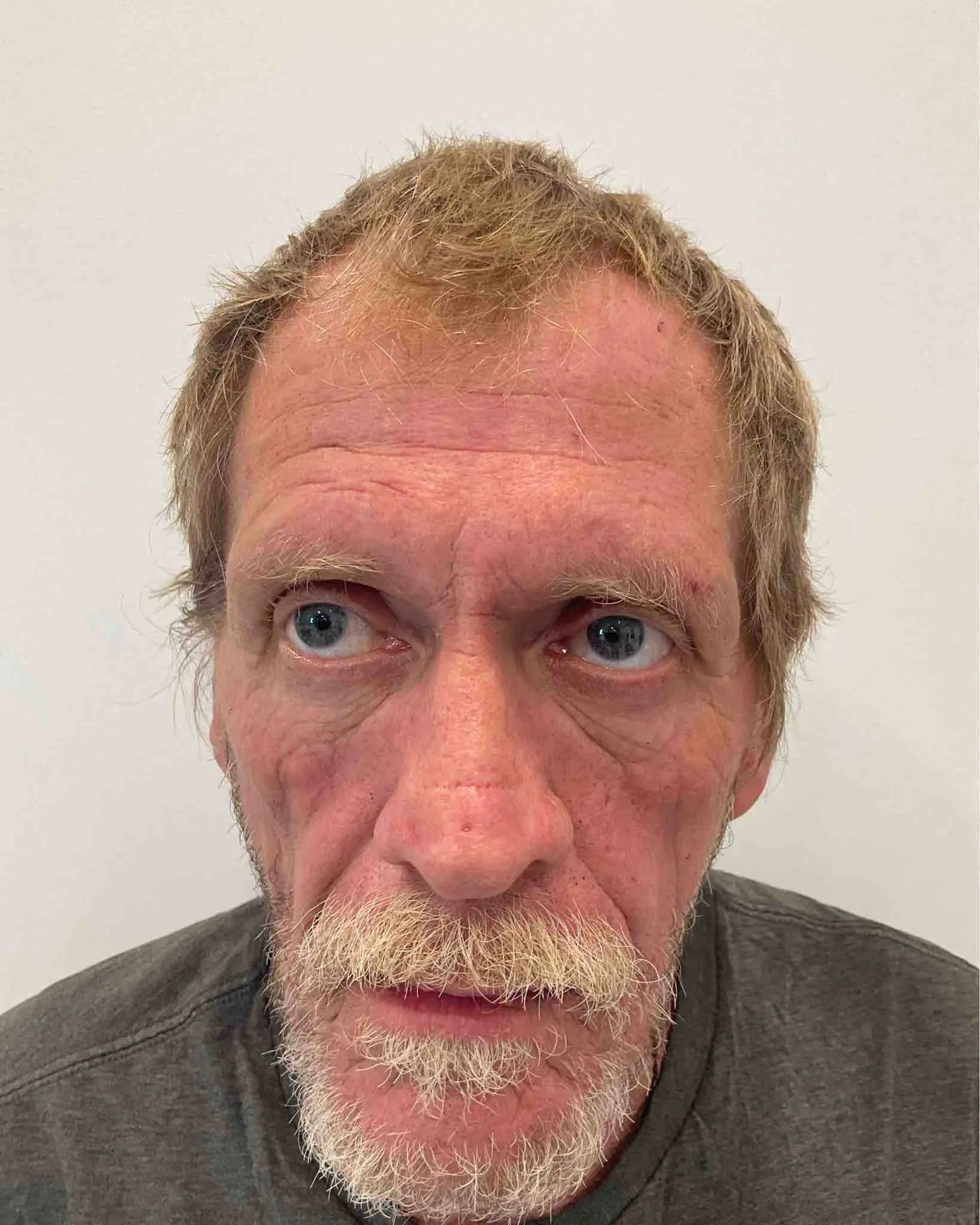 Registry photo of John William Hinkle