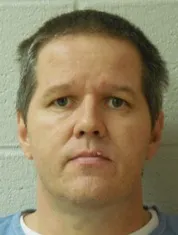 Registry photo of Glen Brooks Howard