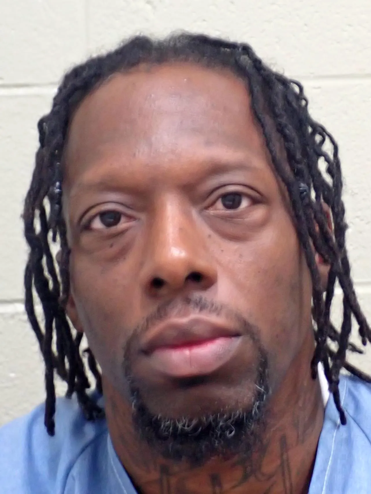 Registry photo of Whitney Shane Phillips