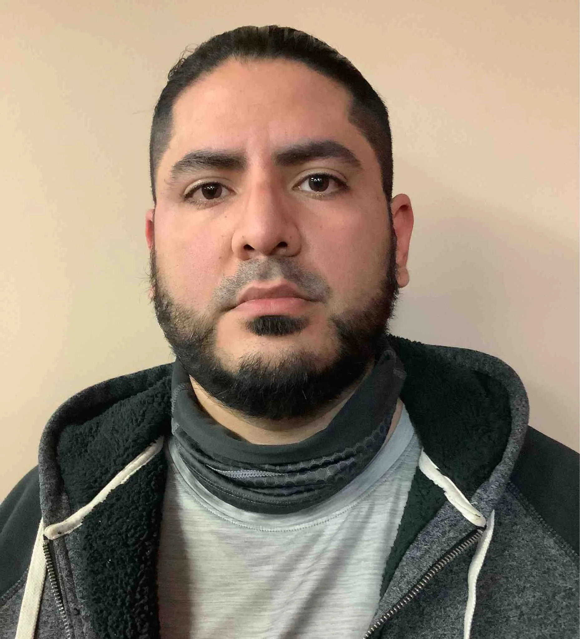 Registry photo of Gilberto Canales