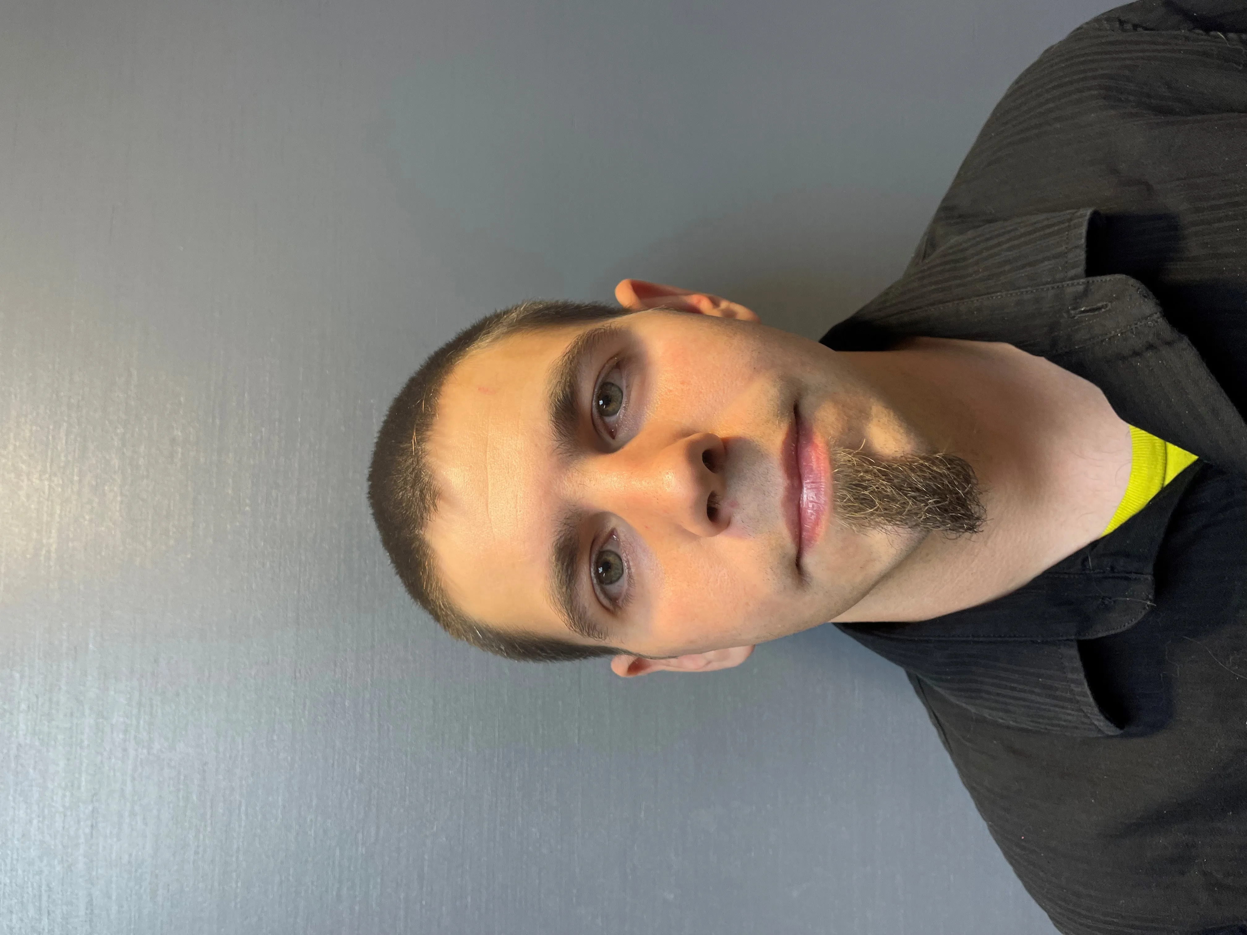 Registry photo of Ryan W Cross