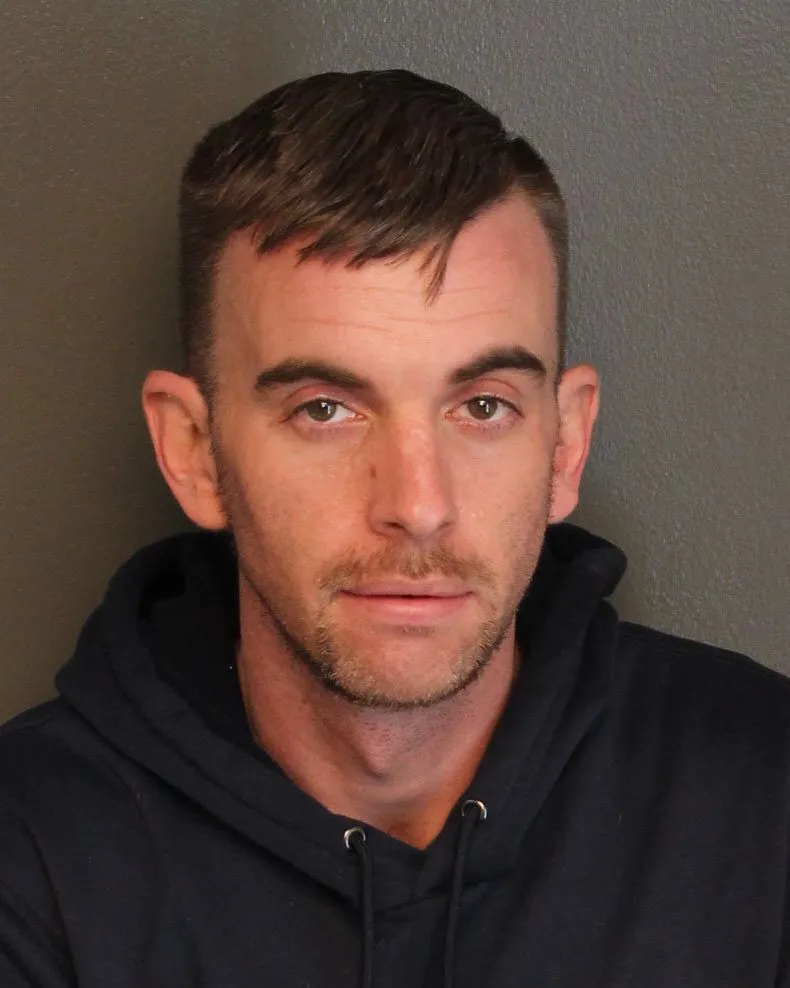 Registry photo of Justin Michael Connell