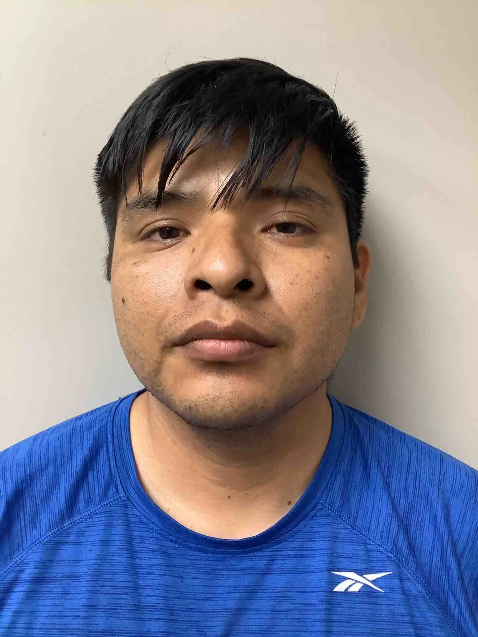 Registry photo of Emanuel Leonardo Lopez