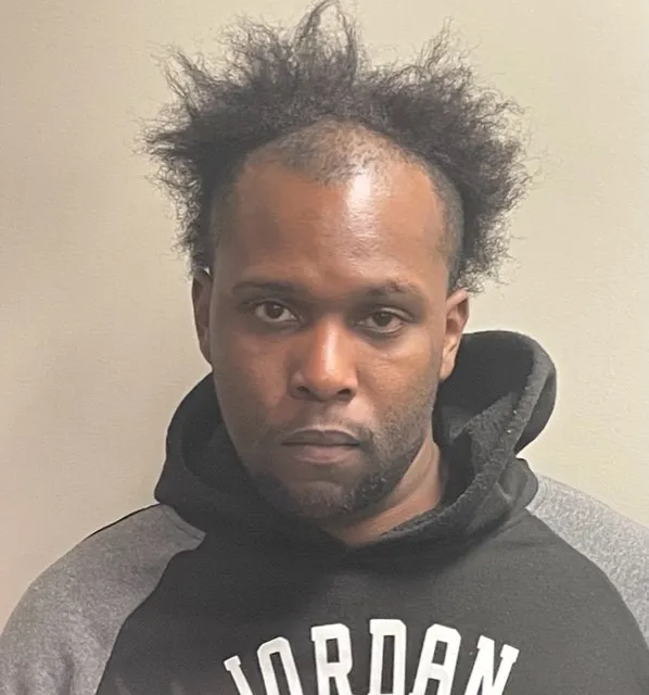 Registry photo of Elton Lynn Nelson