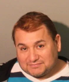 Registry photo of Rosalio Vargas-Perez