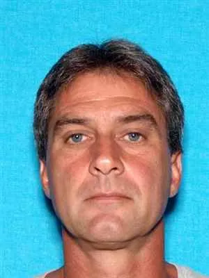 Registry photo of Earl Edward Bowen