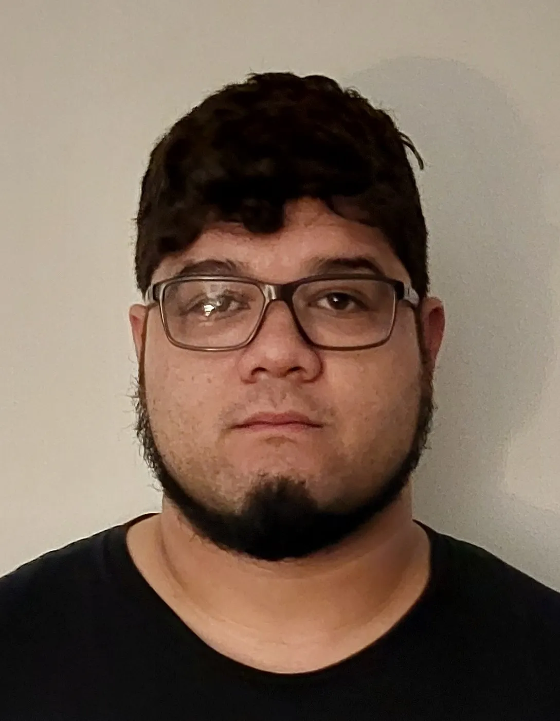 Registry photo of Joseph Tyler Fernandez