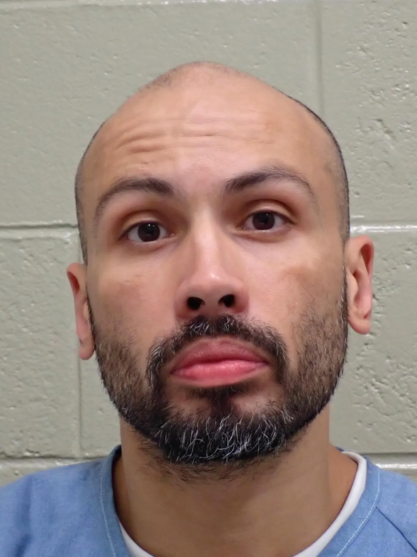 Registry photo of Darien Shea Burrola