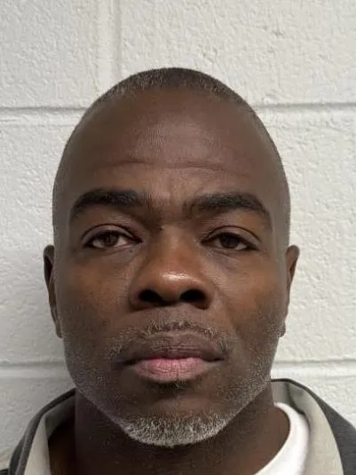 Registry photo of Damien Buxton