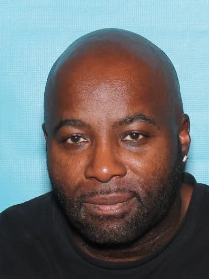 Registry photo of Travon Bluford