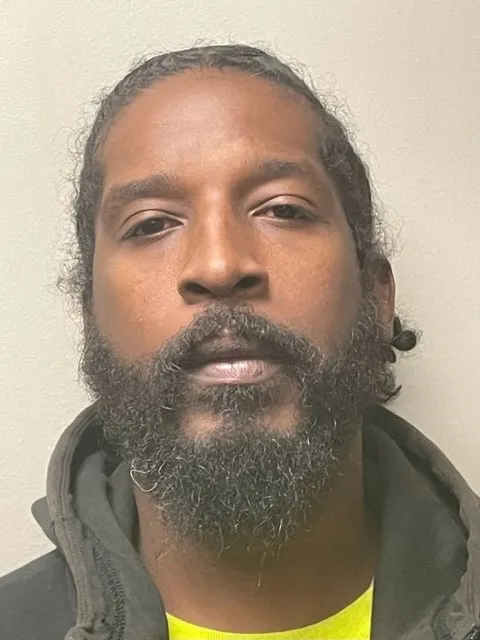 Registry photo of Lorenzo Adams