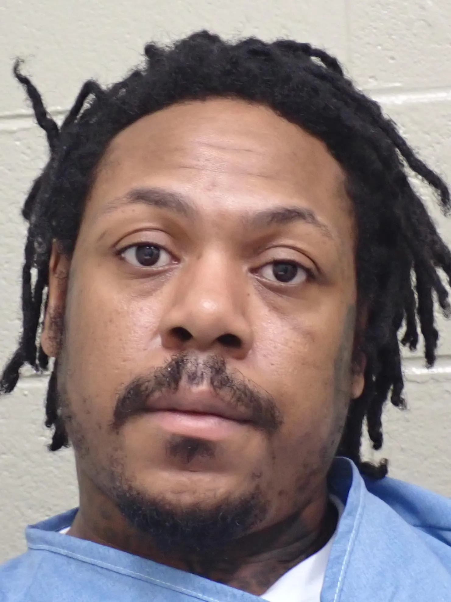 Registry photo of Deundre D Abston