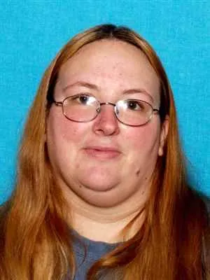 Registry photo of Clara Lea Lowe