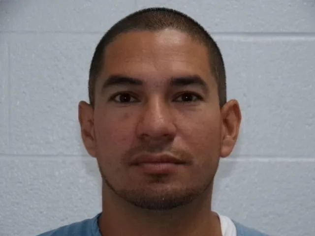 Registry photo of Juan Josue Rodriquez
