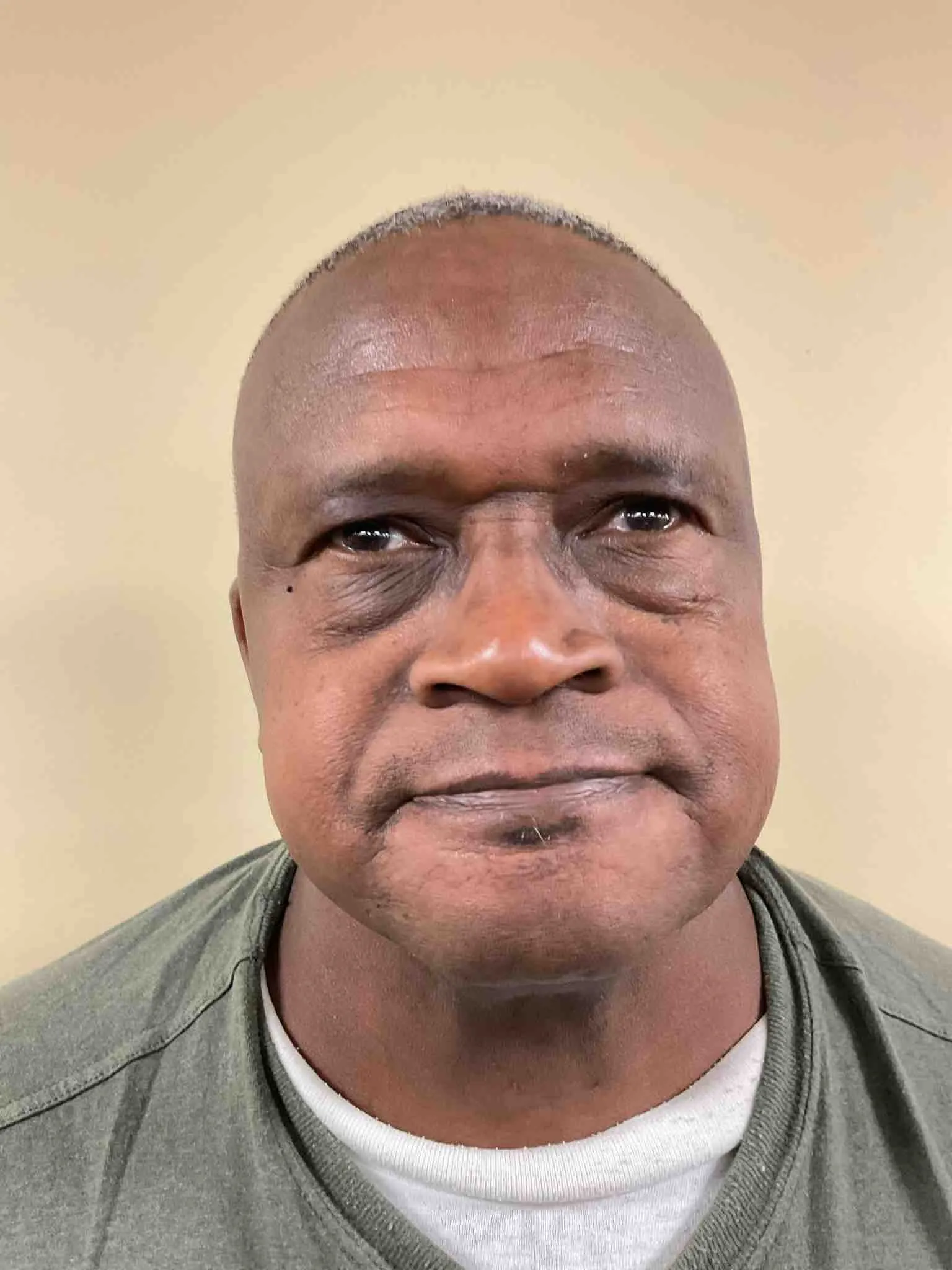 Registry photo of Bruce Lee Thomas