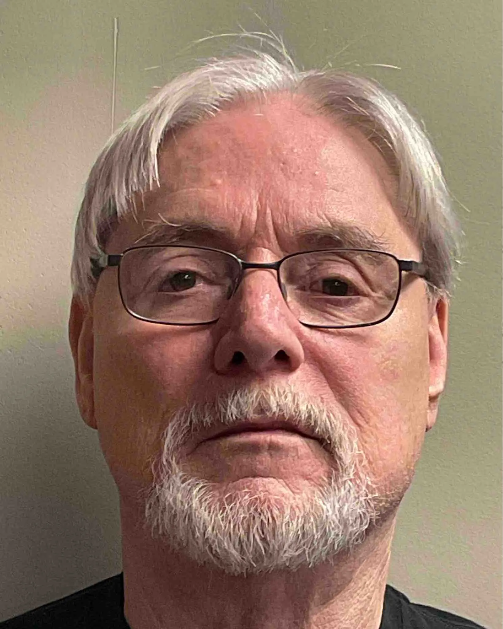 Registry photo of Volon Sexton