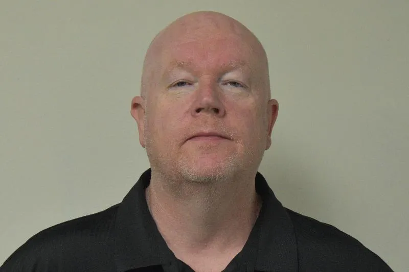 Registry photo of Carl Earnest Jennings