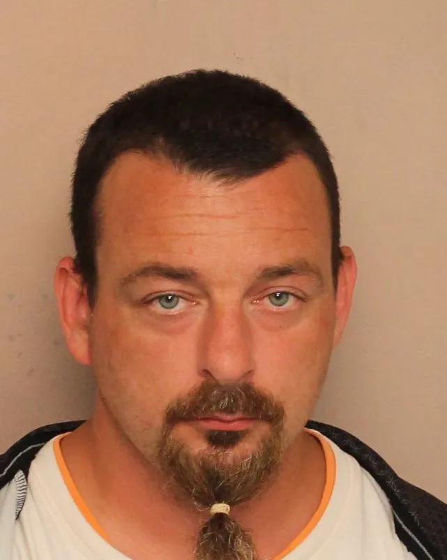 Registry photo of Corey James Mason