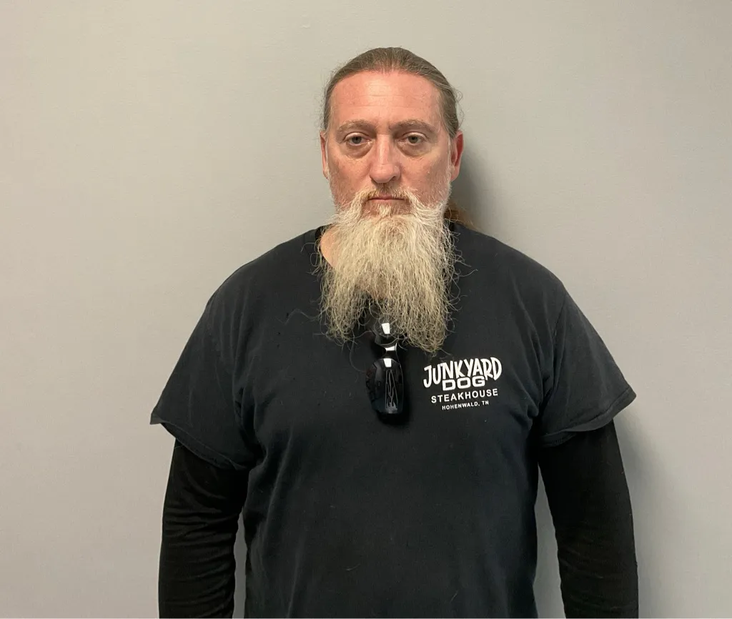 Registry photo of Shawn M Cusick