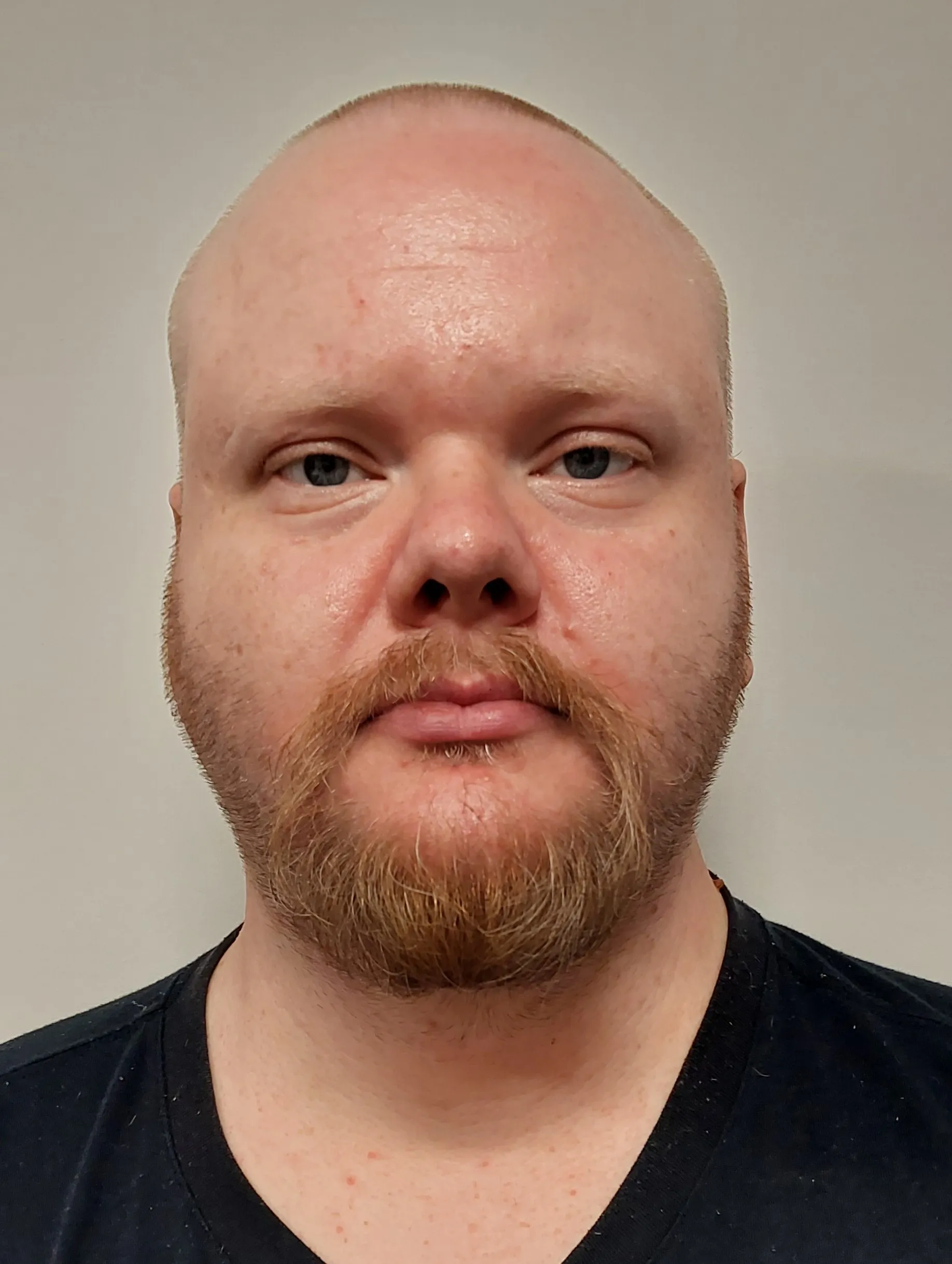 Registry photo of Gary Rollins JR