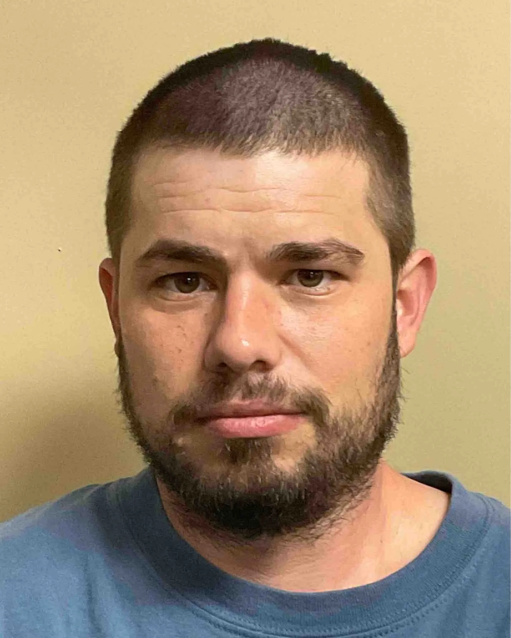 Registry photo of Dustin James Nunnally