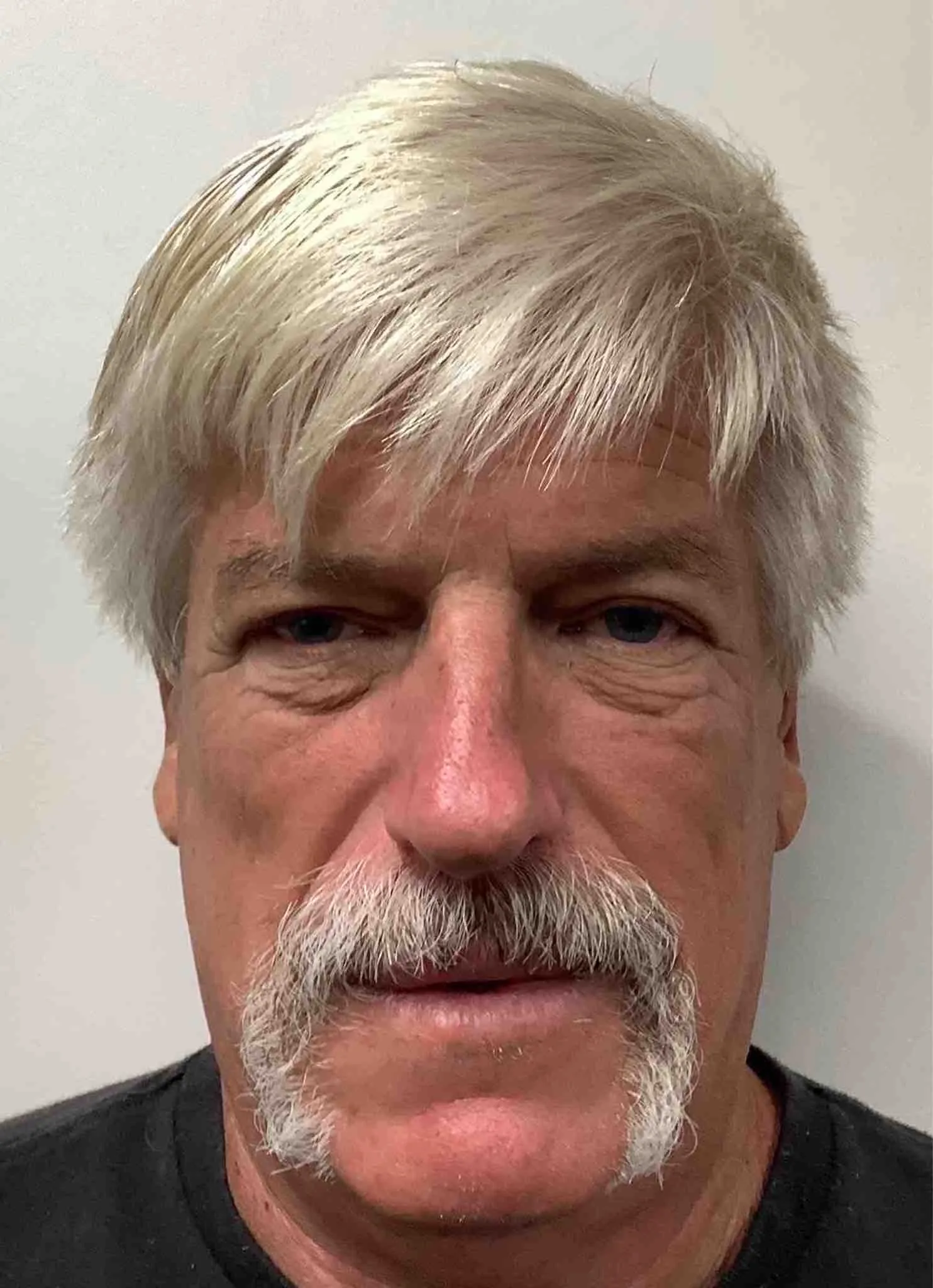 Registry photo of Jeff Willard Hoffman