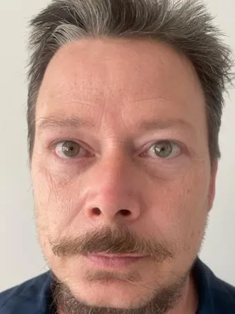 Registry photo of James F Eades